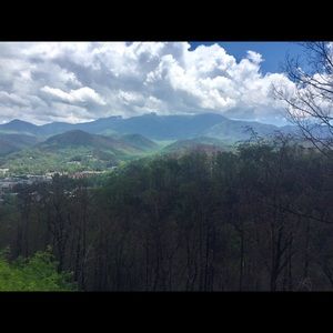 Meet your Posher, Candice